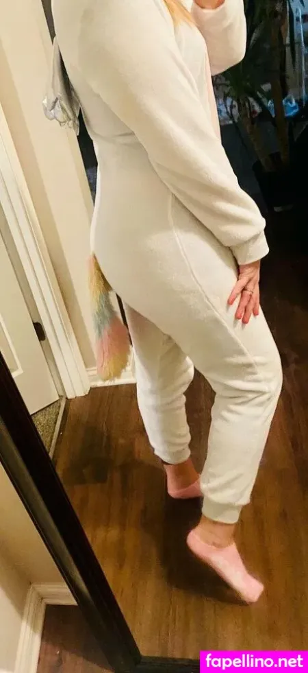 Blondehoosiermom Free OnlyFans Thumbnail #nU3yLLYpRG