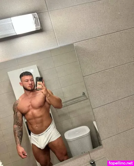 Blondekingfree OnlyFans Thumbnail #MBUDufMm1v