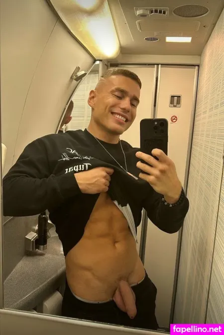 Blondekingfree OnlyFans Thumbnail #zcqv4BgD8F