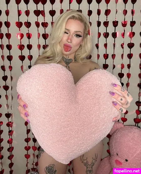 Blondekittycattt 1 OnlyFans Thumbnail #2DfFPNafty