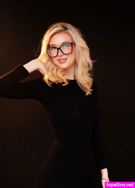 Blondepraxis Main Profile Photo