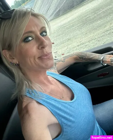Blondetattooedtrucker OnlyFans Thumbnail #0NpR8tKbF1