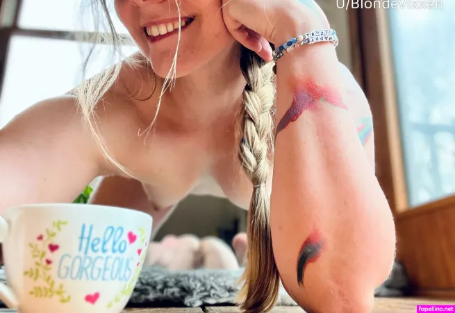 Blondevixxen OnlyFans Thumbnail #HNVMvZmarq