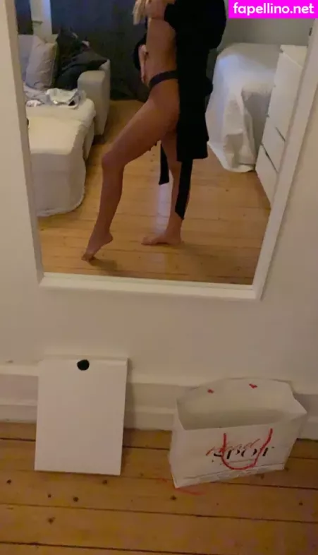 Blondibomb OnlyFans Thumbnail #5ikg2nj1YY