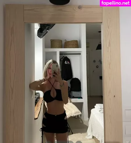 Blondie Angelika OnlyFans Thumbnail #6ihoPg3l7M