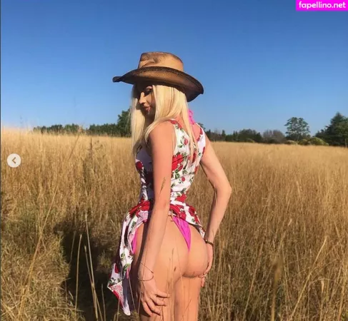 Blondie Angelika OnlyFans Thumbnail #NVZMHdreV5
