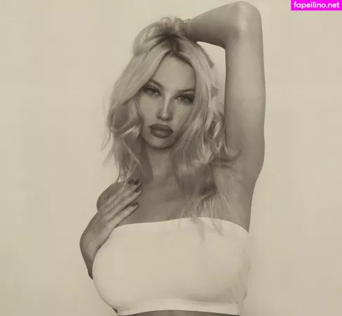 Blondie Angelika OnlyFans Thumbnail #pr5eIYOkL6