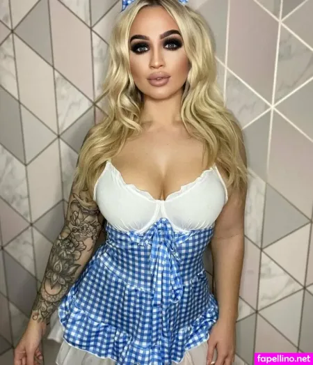 Blondie Ell OnlyFans Thumbnail #zZTv69fPTm