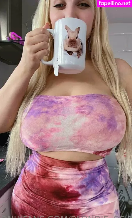 Blondie Oficial OnlyFans Thumbnail #r94gJXE1cq