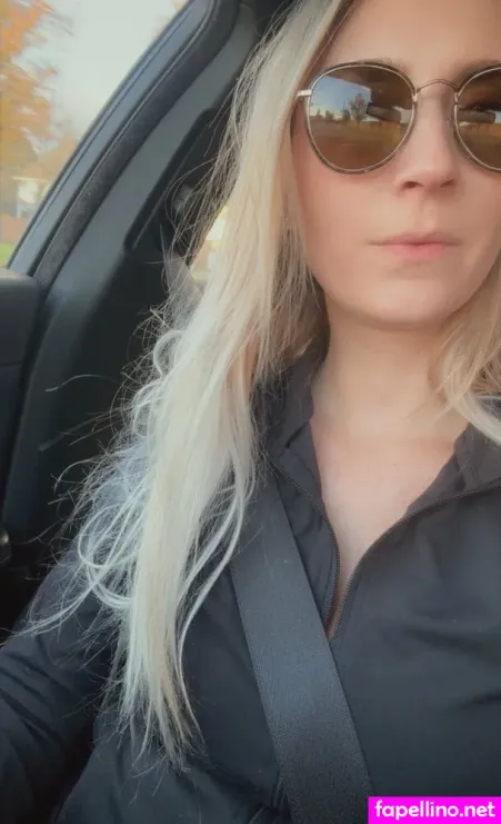 Blondie Smurf OnlyFans Thumbnail #Yod3RYr81h