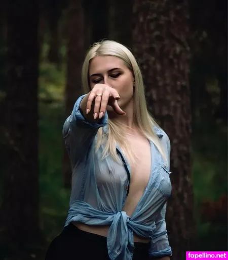 Blondie V S OnlyFans Thumbnail #Ur4ZArlOmX