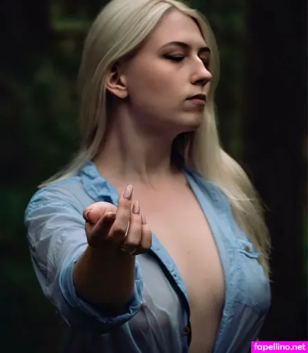 Blondie V S OnlyFans Thumbnail #eY4rVKUTUk