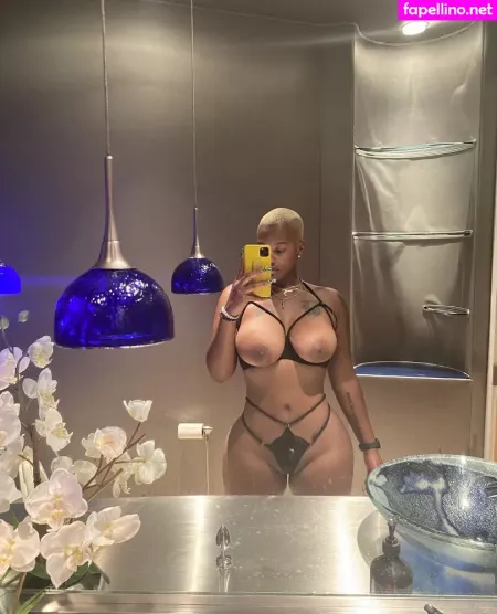 Blondiebandz OnlyFans Thumbnail #6iHvYiuOwI