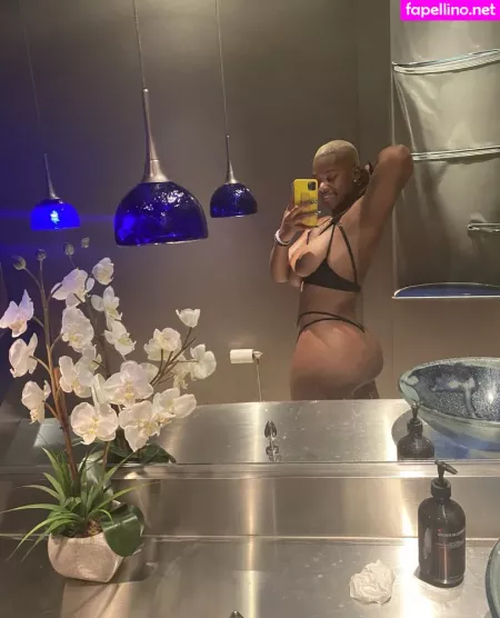 Blondiebandz OnlyFans Thumbnail #7Yzkp1D3Km