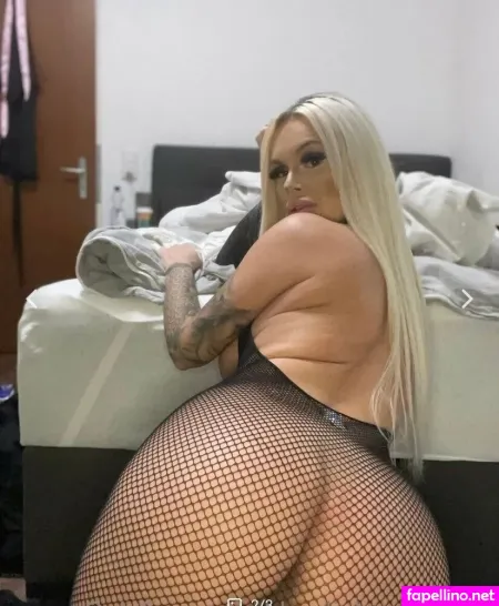 Blondiebombbarbs Badbarbiet OnlyFans Thumbnail #0iQ1wOKQMj