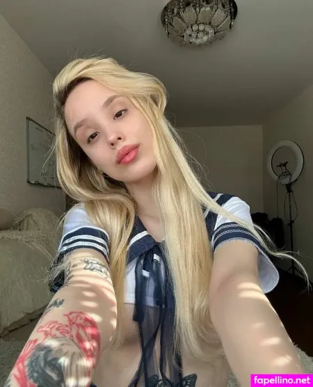 Blondiedi OnlyFans Thumbnail #Rle0aNb8Gn
