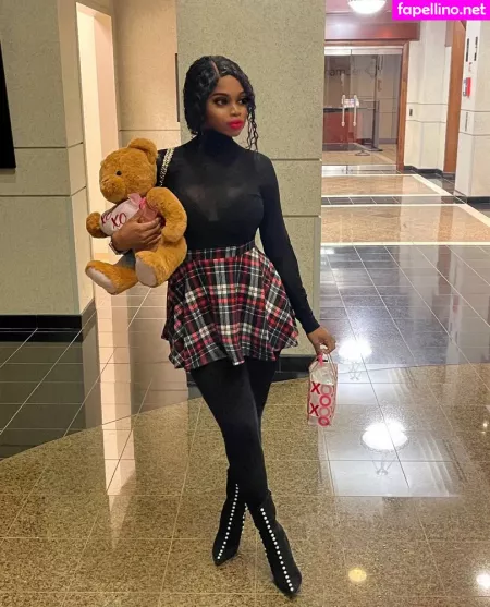 Blondiegotperks OnlyFans Thumbnail #4QbMR3Tc8G