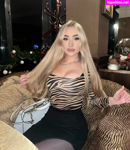 Blondielana OnlyFans Thumbnail #2M7xeCTpZc