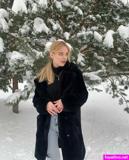 Blondiepolly OnlyFans Thumbnail #B2gUuUROaR