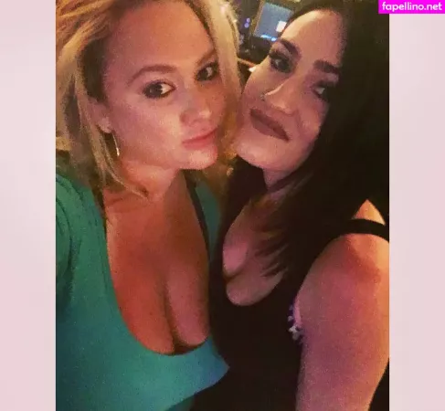 Blondiepomie OnlyFans Thumbnail #DYvD49THXq