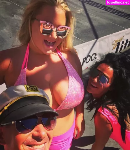 Blondiepomie OnlyFans Thumbnail #sGvxu2GWzD