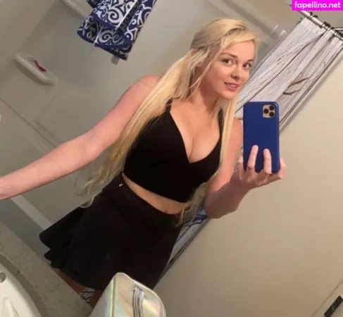 Blondiewondie OnlyFans Thumbnail #mVdHOpcWCm