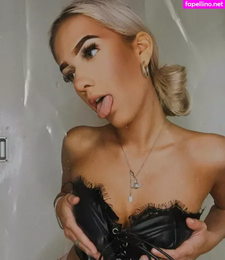 Blondiexof OnlyFans Thumbnail #eyrxG4ITvU