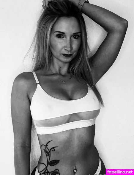 Blondiiegiirl OnlyFans Thumbnail #9x1WmjpeQb