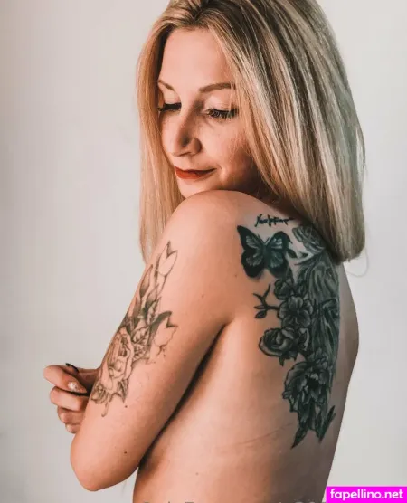 Blondiiegiirl OnlyFans Thumbnail #IRyYOEo9Xt