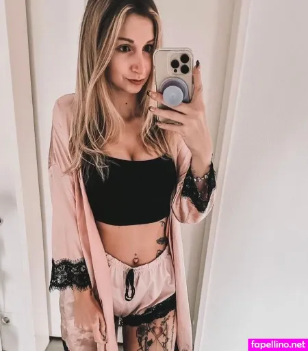 Blondiiegiirl OnlyFans Thumbnail #KKUKZvIaz7