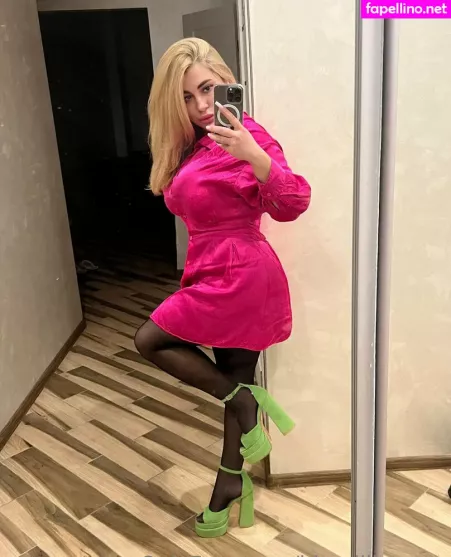 Blondiiie Rose OnlyFans Thumbnail #UhPx4jChEx