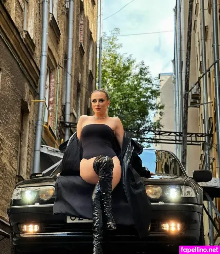 Blondinka Drive OnlyFans Thumbnail #NFo9Awf4un