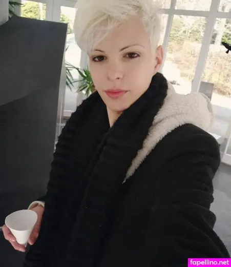 Blonditwink OnlyFans Thumbnail #dwx0NHvK6D