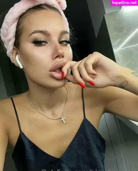 Blondy Angel OnlyFans Thumbnail #4gSCVub8Kw