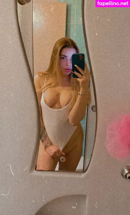 Blondyaria OnlyFans Thumbnail #Ag0R41n1WJ