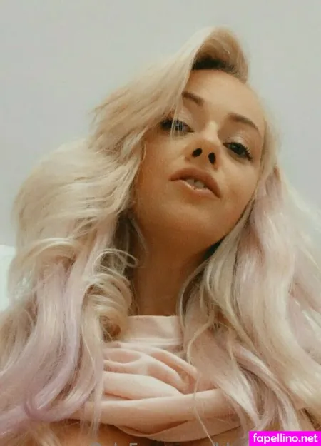 Blondymyra OnlyFans Thumbnail #CACL48l5ge