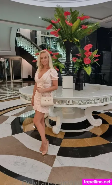 Blondymyra OnlyFans Thumbnail #GxRwdK5TIE