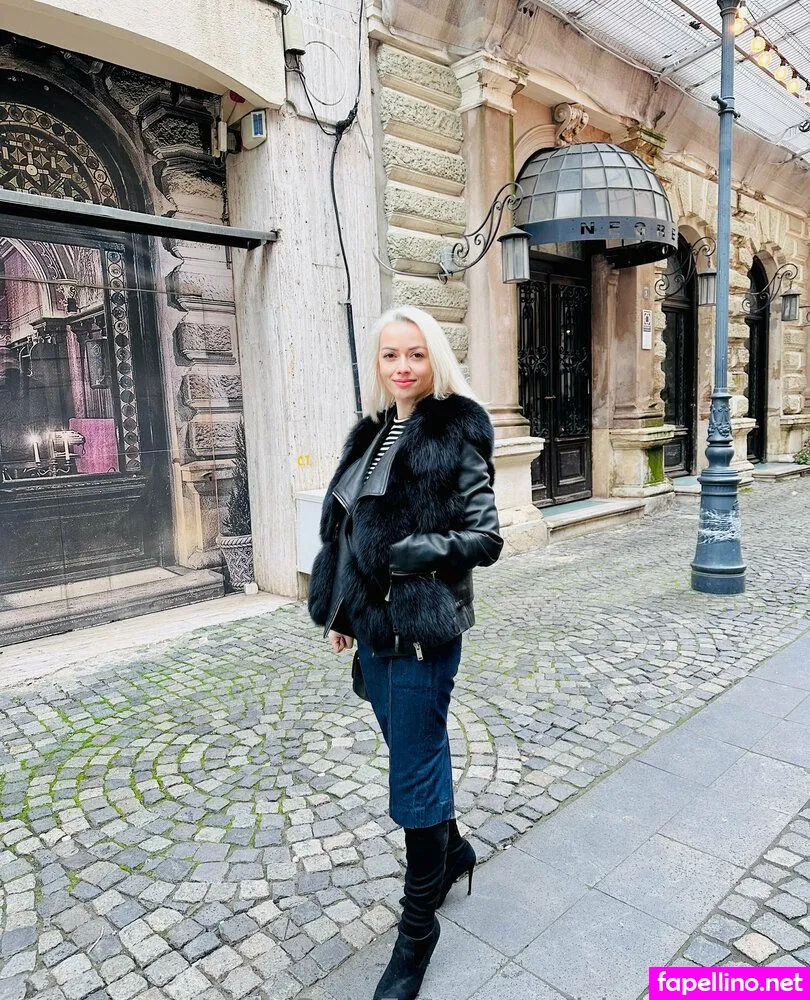 blondieofficial, blondymyra Nude Leaked OnlyFans Photo #IWFSqdHr37