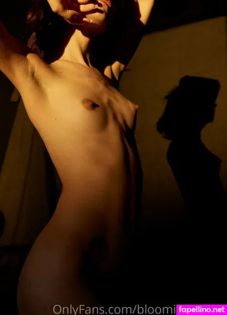 Bloomingnaked OnlyFans Thumbnail #0F9ttc4zxd