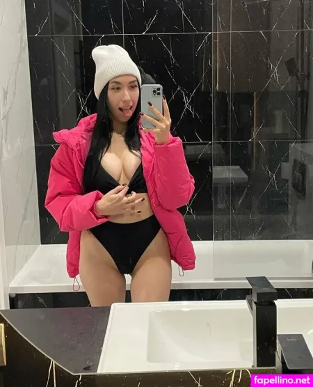 Blossom Kiss OnlyFans Thumbnail #I8dOlpHrHX