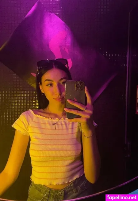 Blossom Kiss OnlyFans Thumbnail #XQYAyd2hSr
