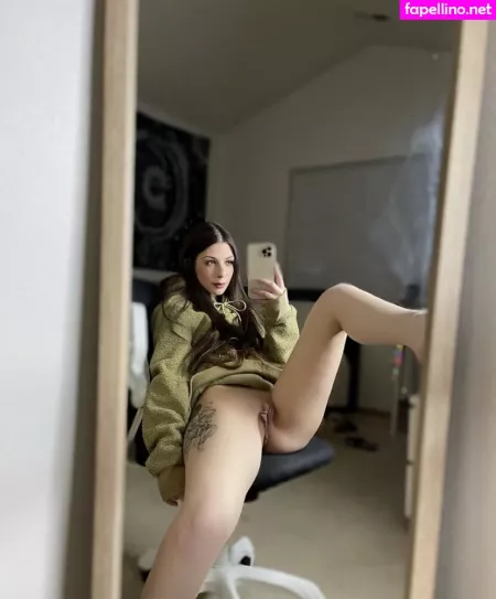 Blossomallie OnlyFans Thumbnail #Y2p7IenpMu