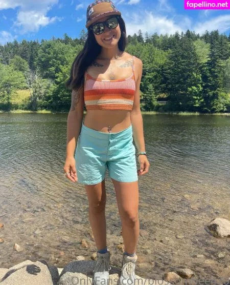 Blossombee420 OnlyFans Thumbnail #G1trm8emHj