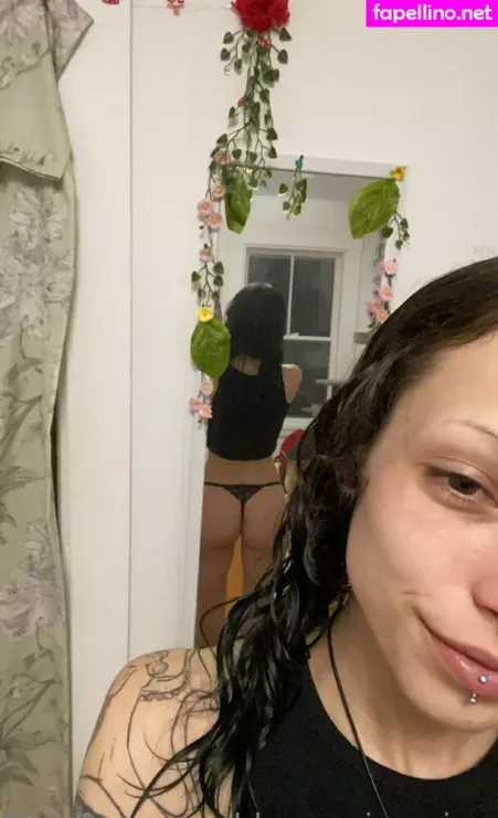 Blossoming Vixen OnlyFans Thumbnail #gTeSK4A5nM