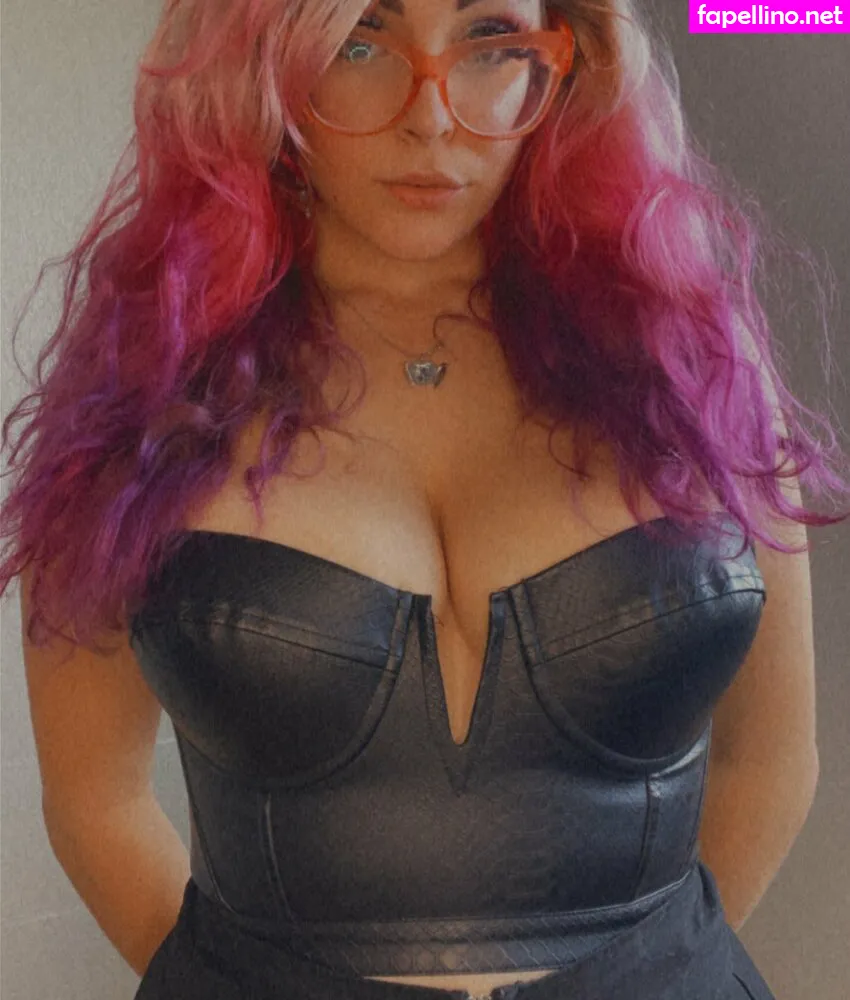bl0ss0m_69420, blossum69420, blossumcherry6969, cherry-blossum Nude Leaked OnlyFans Photo #vzcFAuaxVk