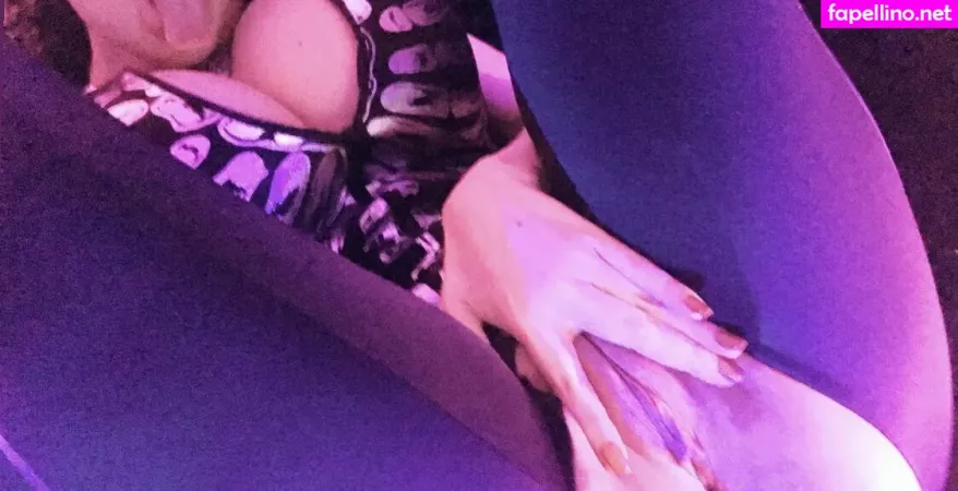 Blowfairy28 OnlyFans Thumbnail #0z2sZcO3uD