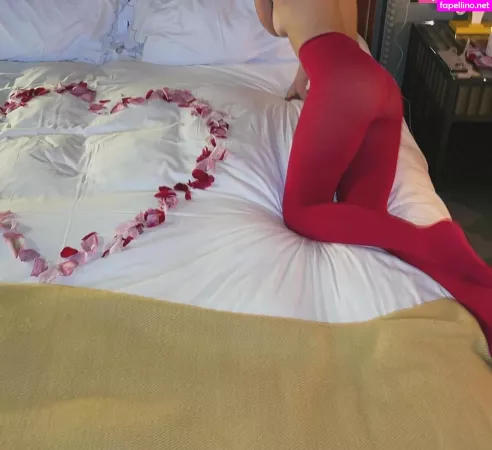 Blu Hunt OnlyFans Thumbnail #j5PXIRHnxV