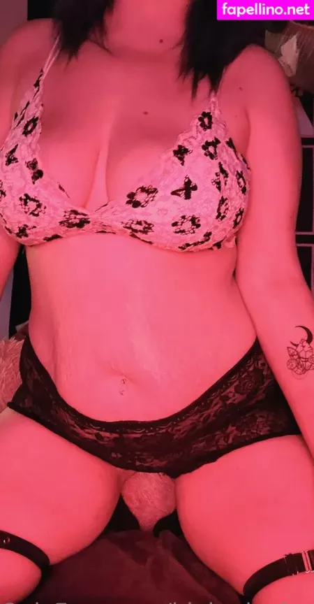 Blubodygloss OnlyFans Thumbnail #QEEySyfiE7