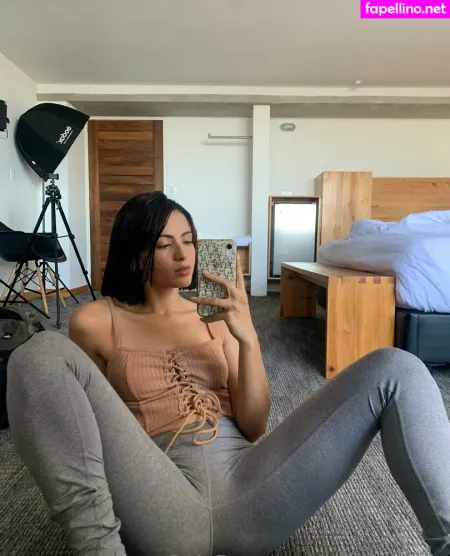 Bluchanelle OnlyFans Thumbnail #CBafugHO9G