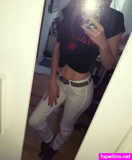 Blue Mogli OnlyFans Thumbnail #2qZeIU4LkV